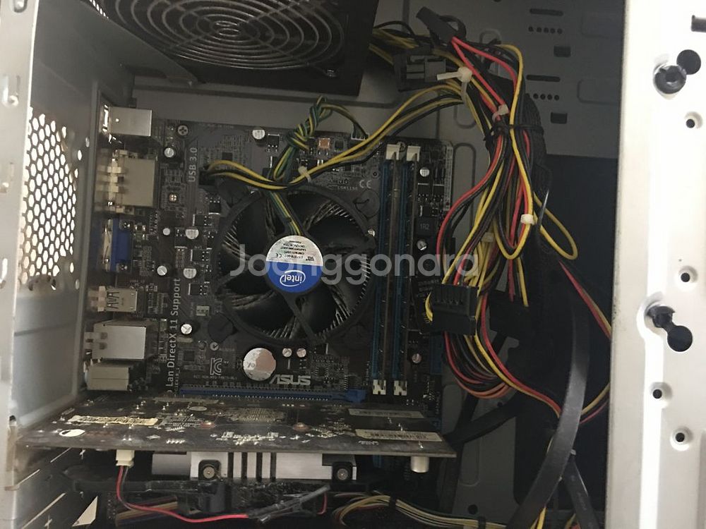 컴퓨터 본체 i5 3570 모니터22인치--1