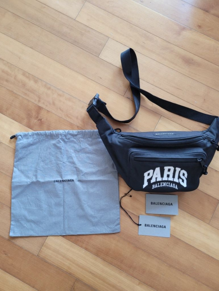 발렌시아가 파리스 시티 힙색 벨트백 팝니다--2