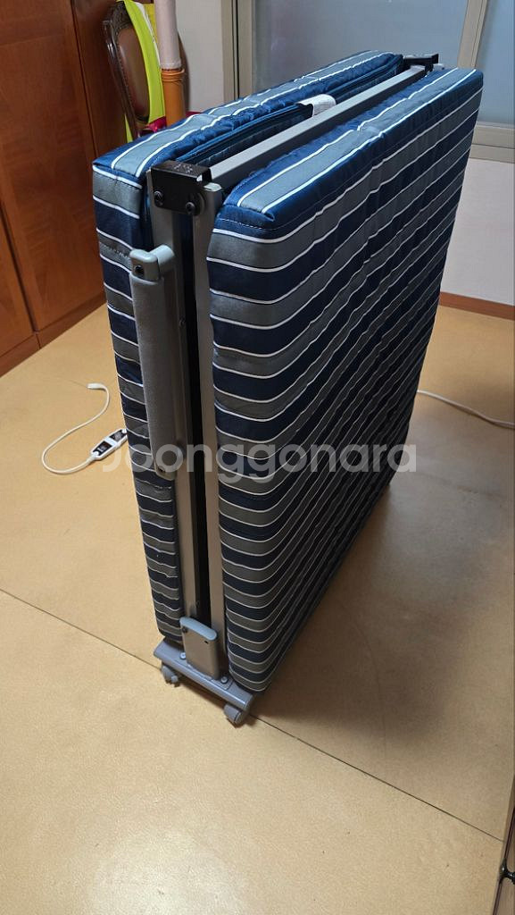 라꾸라꾸 4단 접이식 싱글침대 CBK-004S--1