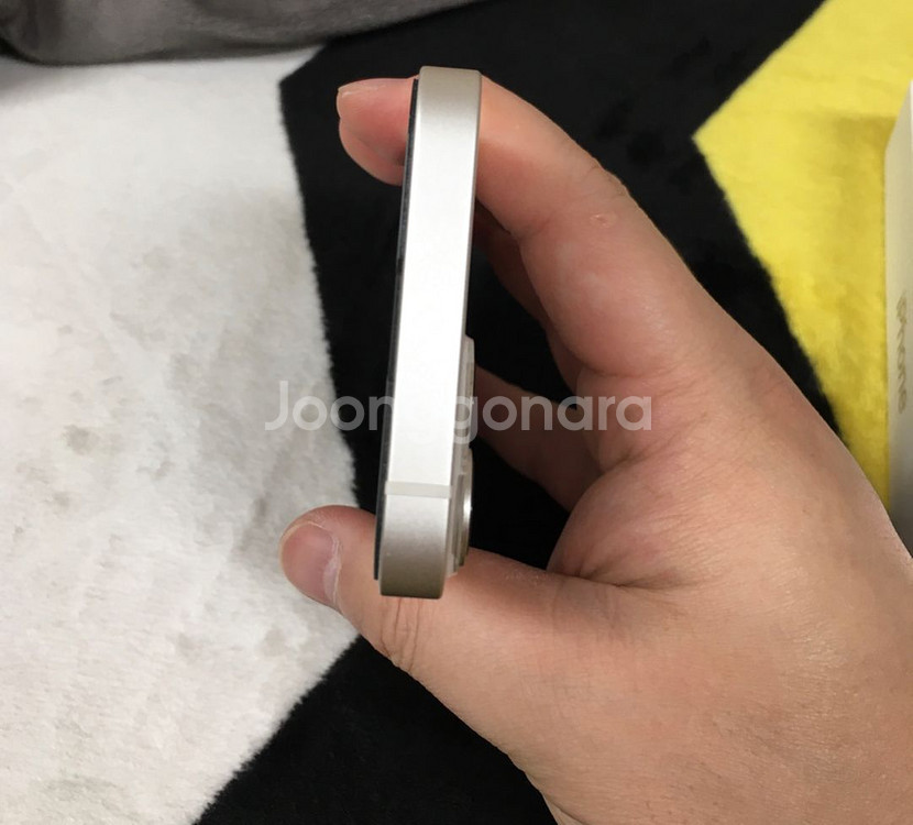 아이폰13미니 128G 화이트 s급 팝니다--4