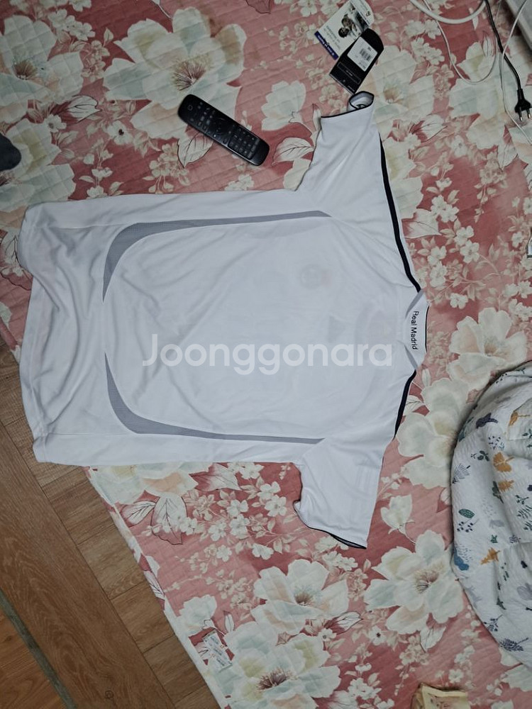 레알마드리드 06-07 홈유니폼(정품) (새제품입니다)--1