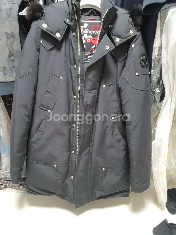 무스너클 남성 롱패딩--1