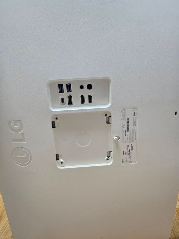 LG전자 4K UHD 모니터 32인치 32UP550N--1