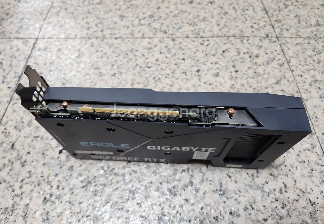 기가바이트 RTX3060ti 팝니다--2