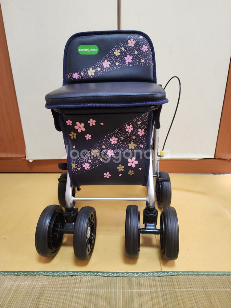 새제품 케어맥스 어르신 보행기 택배비포함--9