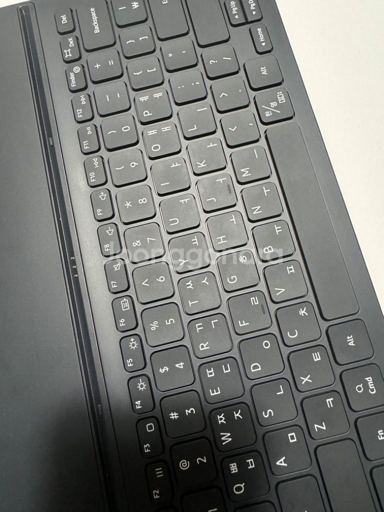 갤탭 s8+ 128GB wifi 실버 + 정품키보드--5