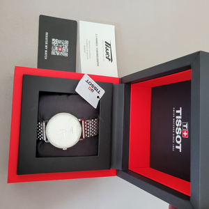 티쏘 (tissot) 클래식 라인 시계 T143410