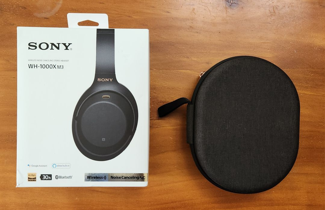WH-1000XM3 소니 노이즈캔슬링 헤드셋--1