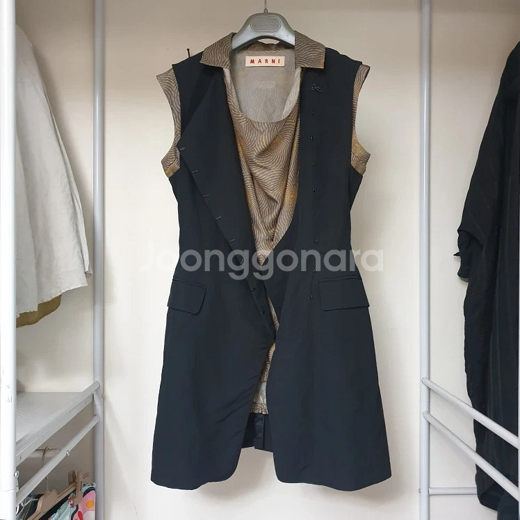 MARNI 마르니 추상써클패턴 실크 드레이프 블라우스--3