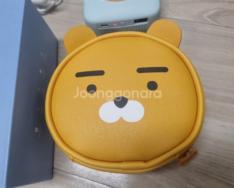 휴대성 좋은 캠핑 삼성 카카오 라이언 미니빔 스마트빔--1