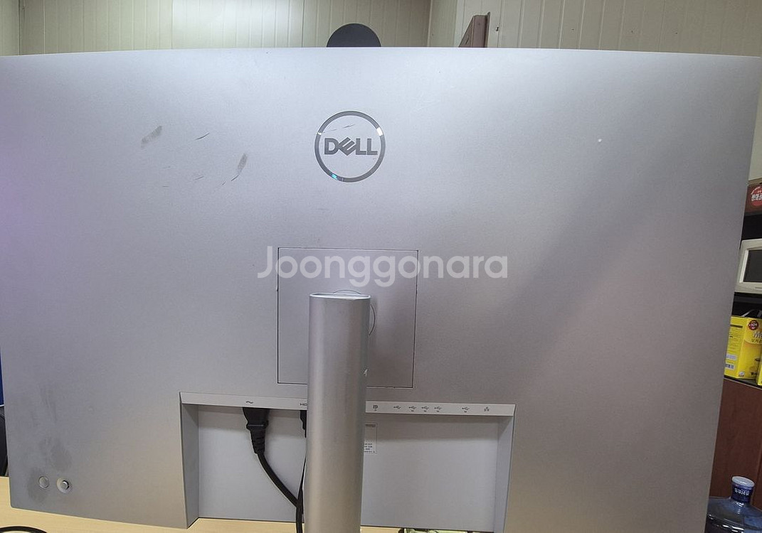 델U322QZ DELL 모니터 팝니다--1