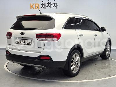 @16년식 올 뉴쏘렌토 R2.2 2WD 노블레스 전국--2