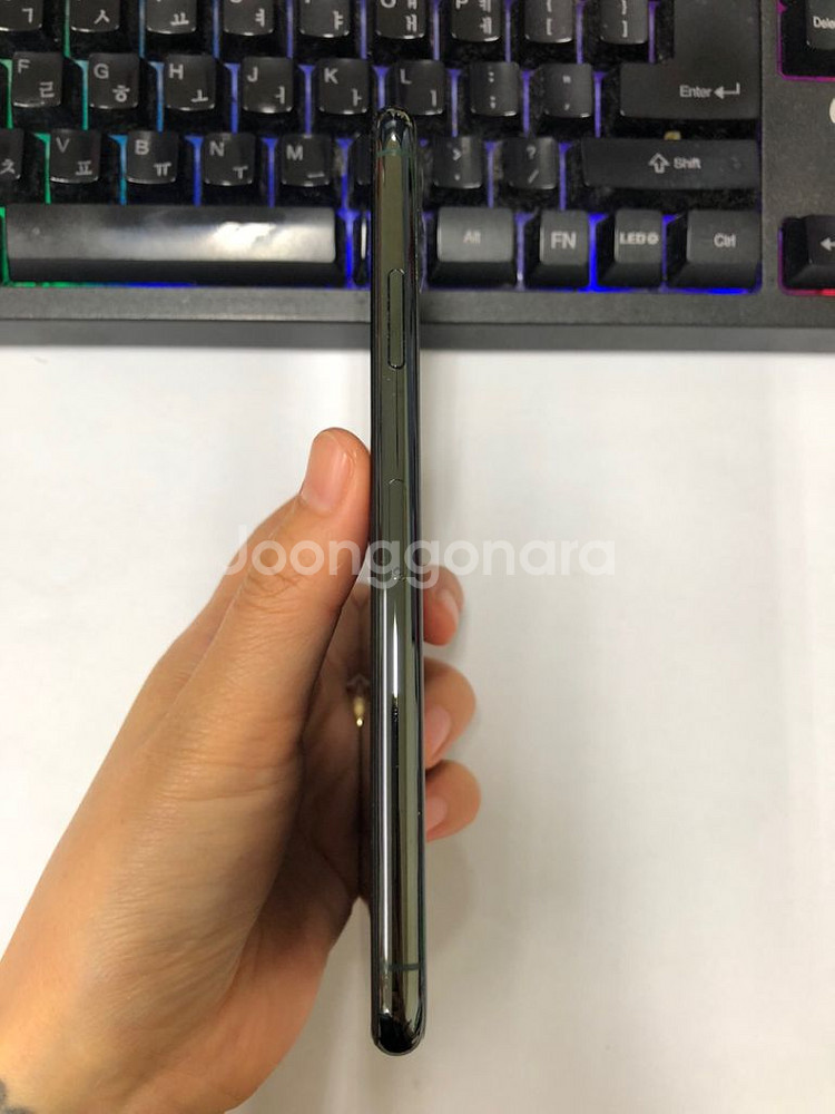 아이폰11프로맥스 그린 SSS급 256G 무잔상--4