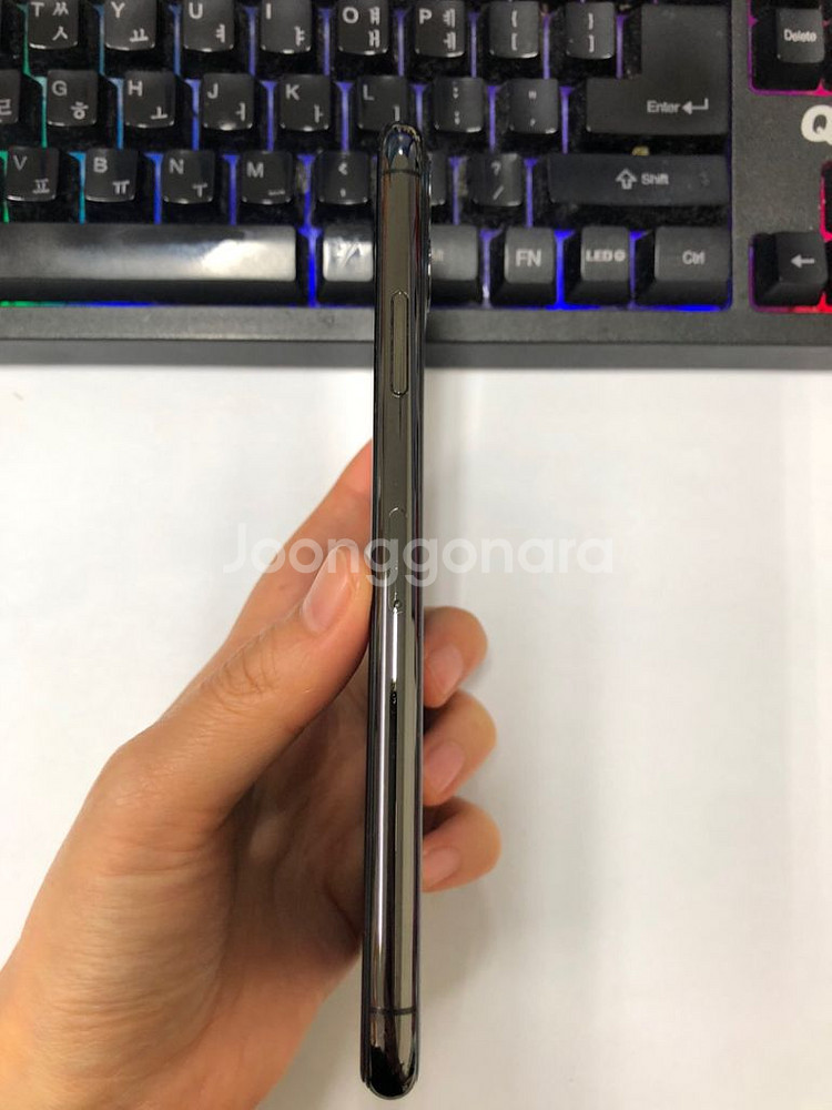 아이폰11프로맥스 그래파이트 특SSS급 256G--3