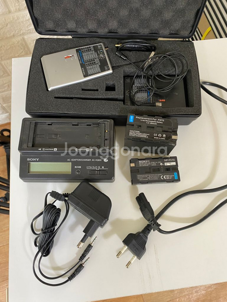 소니 HXR-MC2000 방송용카메라, 이이미지 삼각대--1