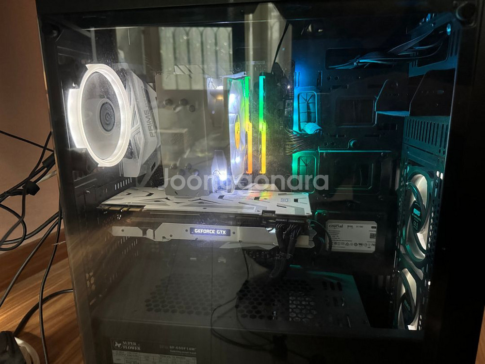 i7 8700k gtx1080ti 게이밍 컴퓨터 팔아요--1