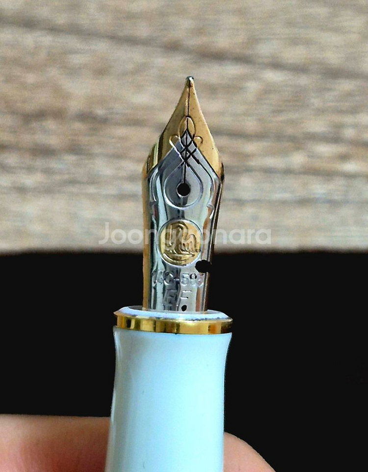 펠리칸 m400 화이트톨토이즈 만년필--2