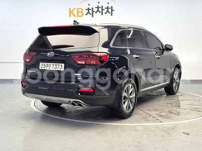 @18년식 더 뉴쏘렌토 디젤 R2.0 2WD 프레스티--2