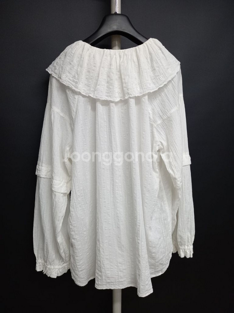 써스데이아일랜드 춘하추 루즈박시핏 긴팔블라우스 55.6--5