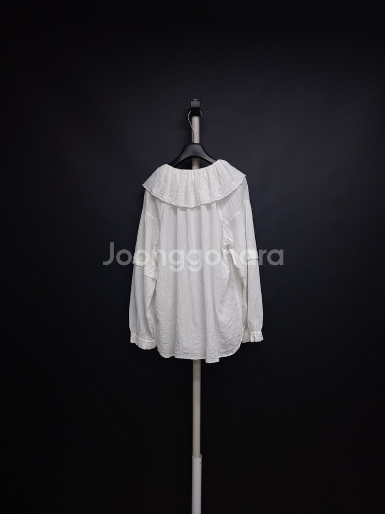 써스데이아일랜드 춘하추 루즈박시핏 긴팔블라우스 55.6--1