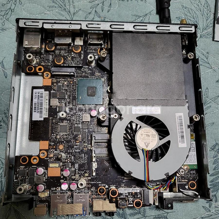 ASUS PB60(B360)Mini-ITX PC--3