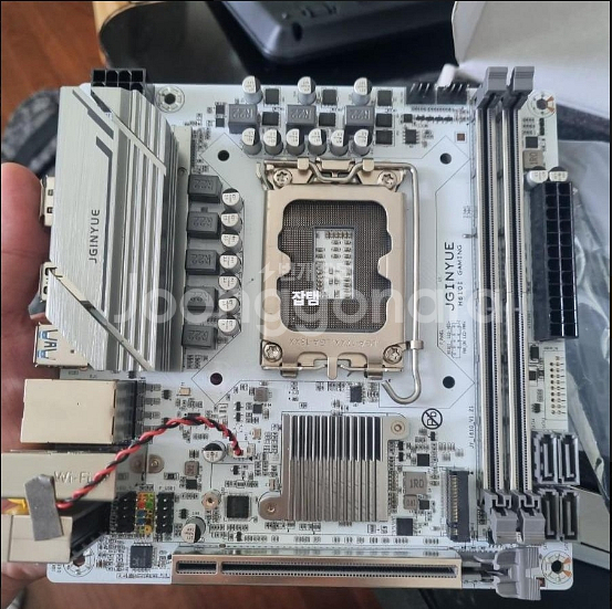 JGINYUE H610i-GAMING(ITX/1700)--6