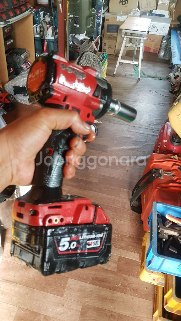 밀워키미드토크임팩렌치M18 FIW212 FUEL배터리포--6