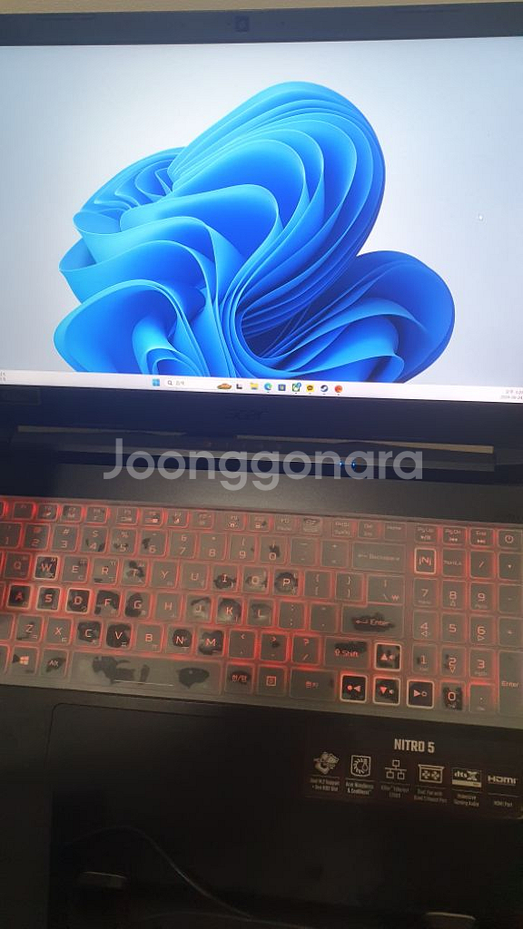 니트로5 게이밍노트북 팝니다--1