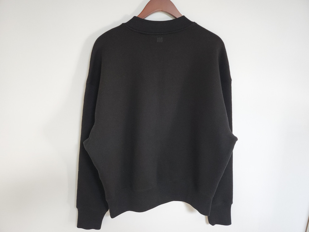 M 아미 블랙 빅하트 패치 맨투맨 H19J037 746 이미지