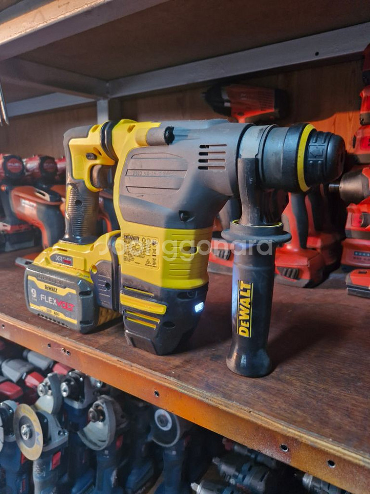 디월트충전함마드릴DCH333AVR--7