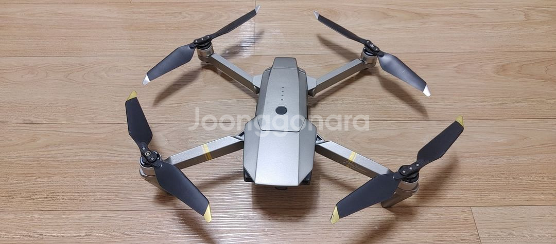 DJI.매빅 플래티넘.--2