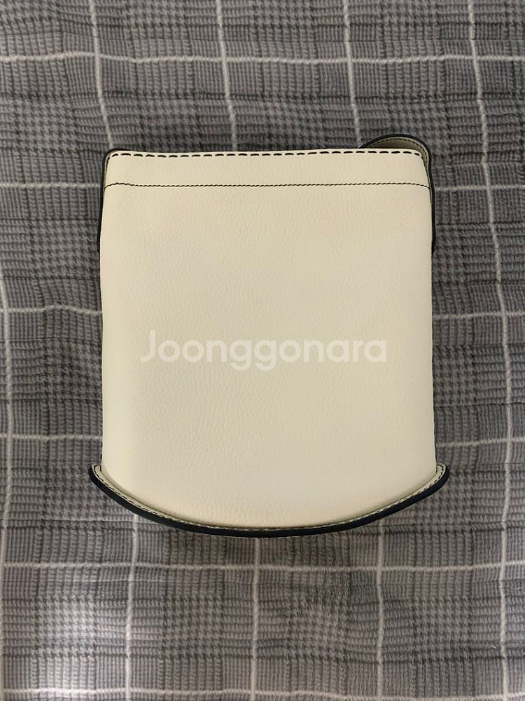 delvaux 델보 팽 핀 데일리 백 새상품급--8