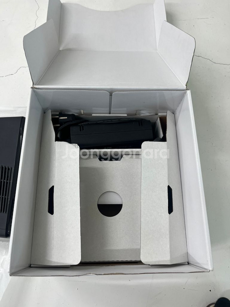 xbox360 4GB--2