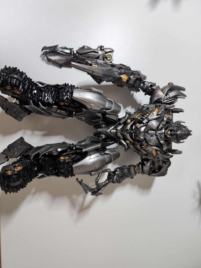 트랜스포머 블랙맘바 메가트론 팝니다 | 중고나라 - 안심되는 중고거래