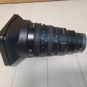 Sony FE PZ 28-135 G 렌즈 입니다