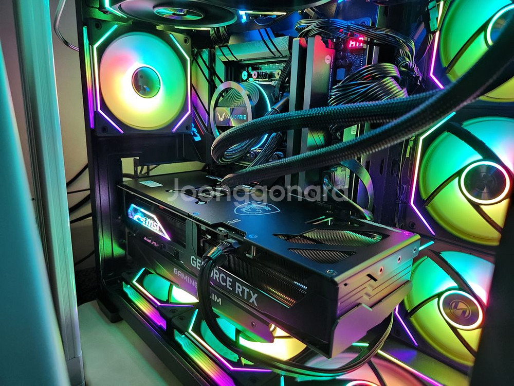 MSI 4080 SUPER 슬림 신동품 팝니다.--4