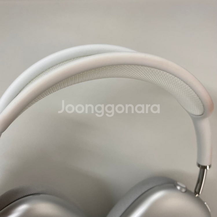 에어팟 맥스 실버 판매합니다--2
