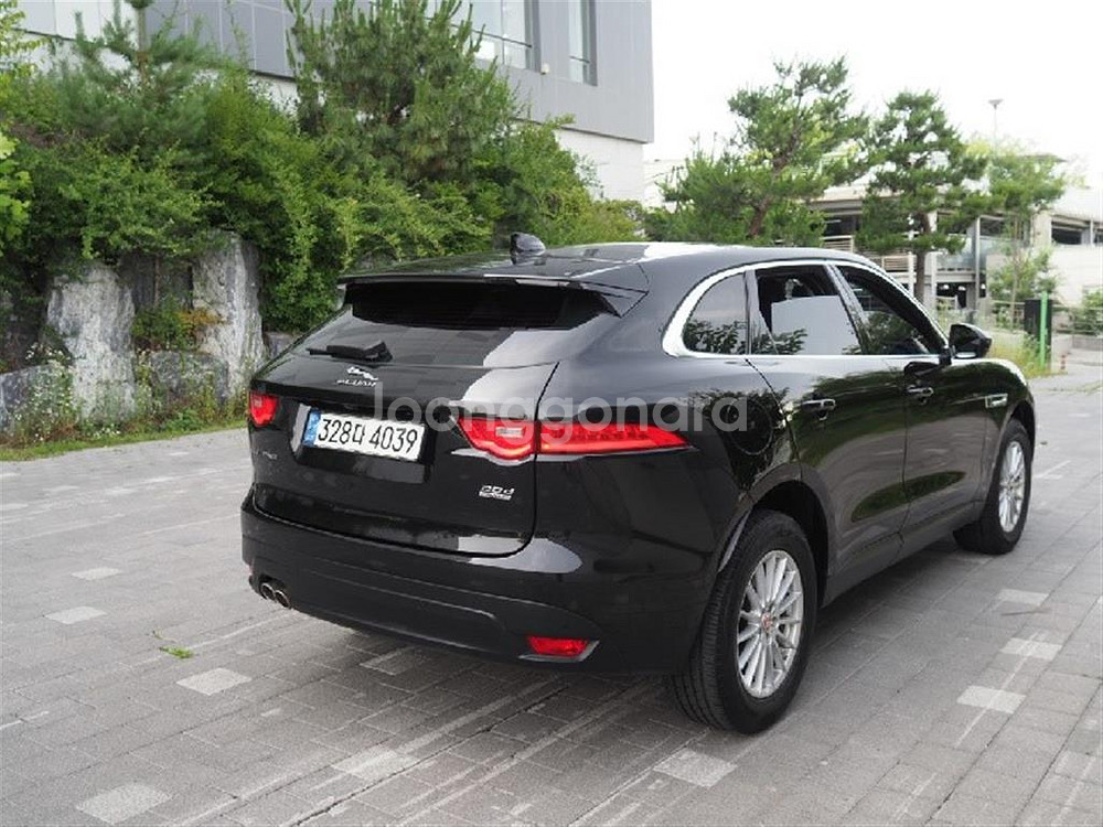 @17년식 F-페이스 2.0 20d AWD 프레스티지--2