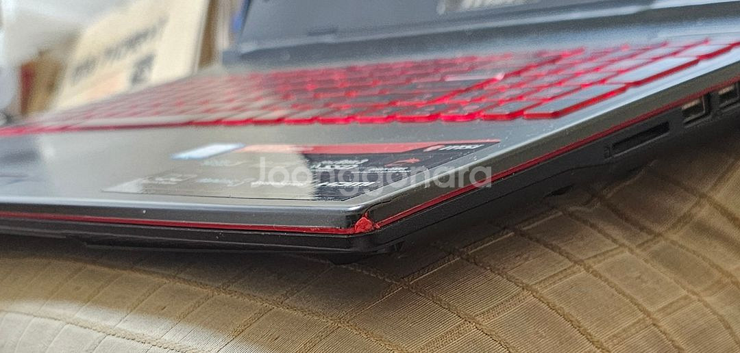 msi gl63 8rd 게이밍 노트북 팝니다--4