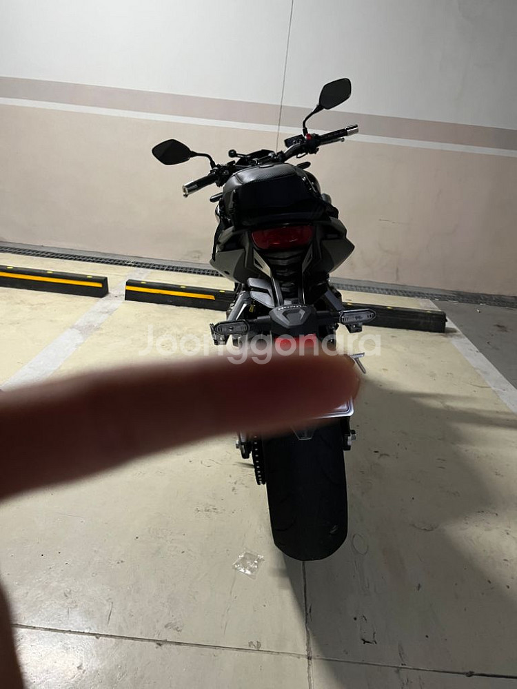 혼다 cb650r 만키로 팝니다--4