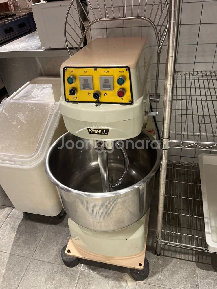 킴힐 스파이럴 믹서 반죽기 15kg--1