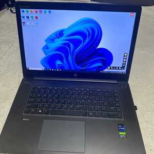 HP zbook studio g3