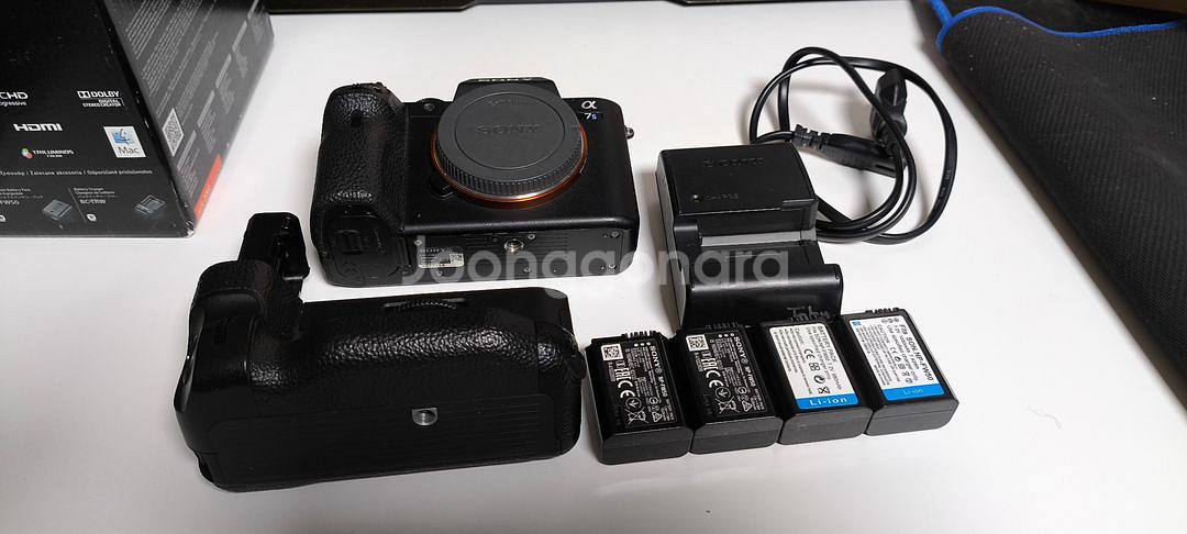 소니 a7s2 + 정품 세로그립 팝니다--7