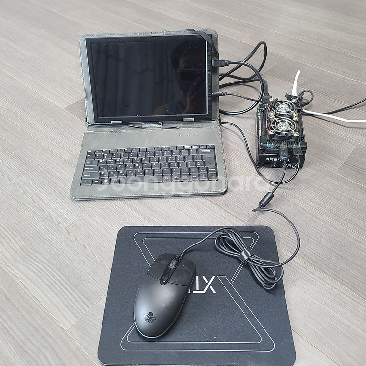 라떼판다알파 와 휴대용 모니터+키보드 장착 파우치--1