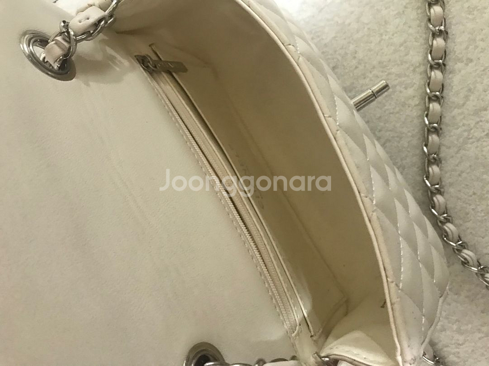 샤넬 클래식 미디움--3