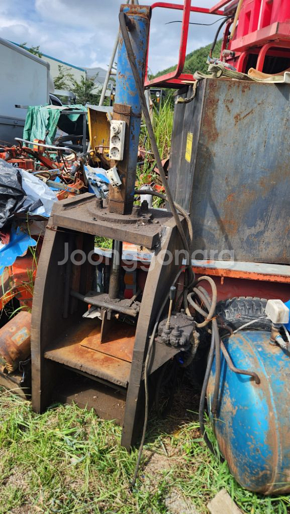 고철 모터 모타 유압 프레스 프래스 유압기기 팝니다.--1