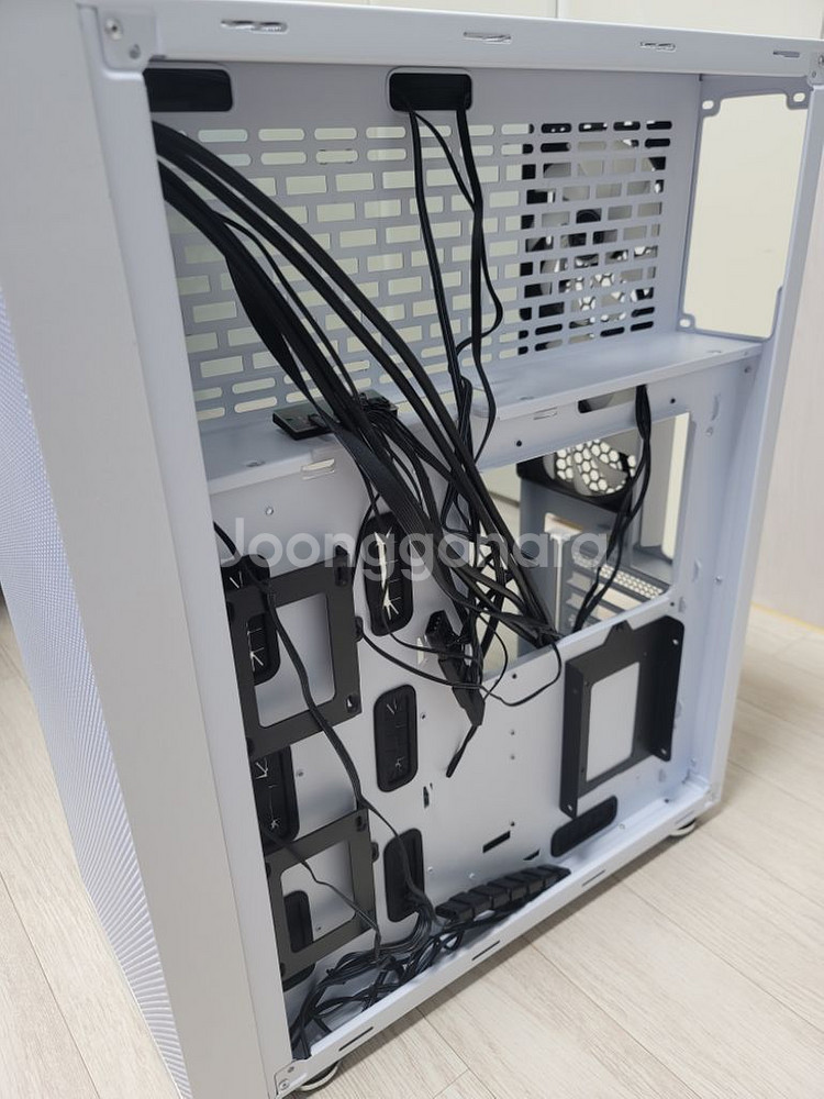 컴퓨터 케이스 3rsys 풍통t800 화이트--4