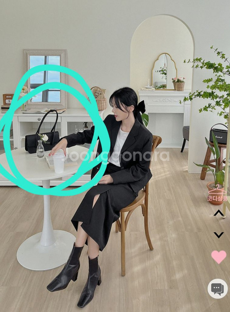 검정색 스트랩 스퀘어 숄더백 블랙 가방--1