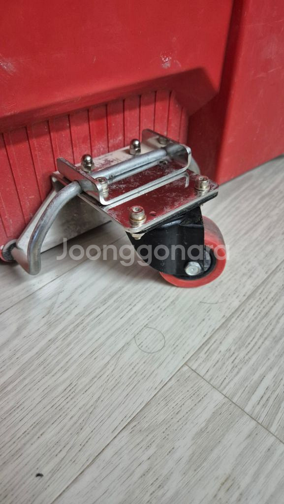 팩아웃 롤링 툴박스 판매합니다--1