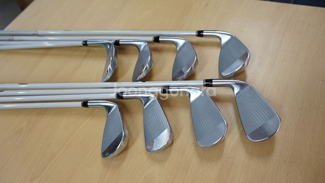 PRGR iD 나브라 여성용 그라파이트 L 8 아이언--1